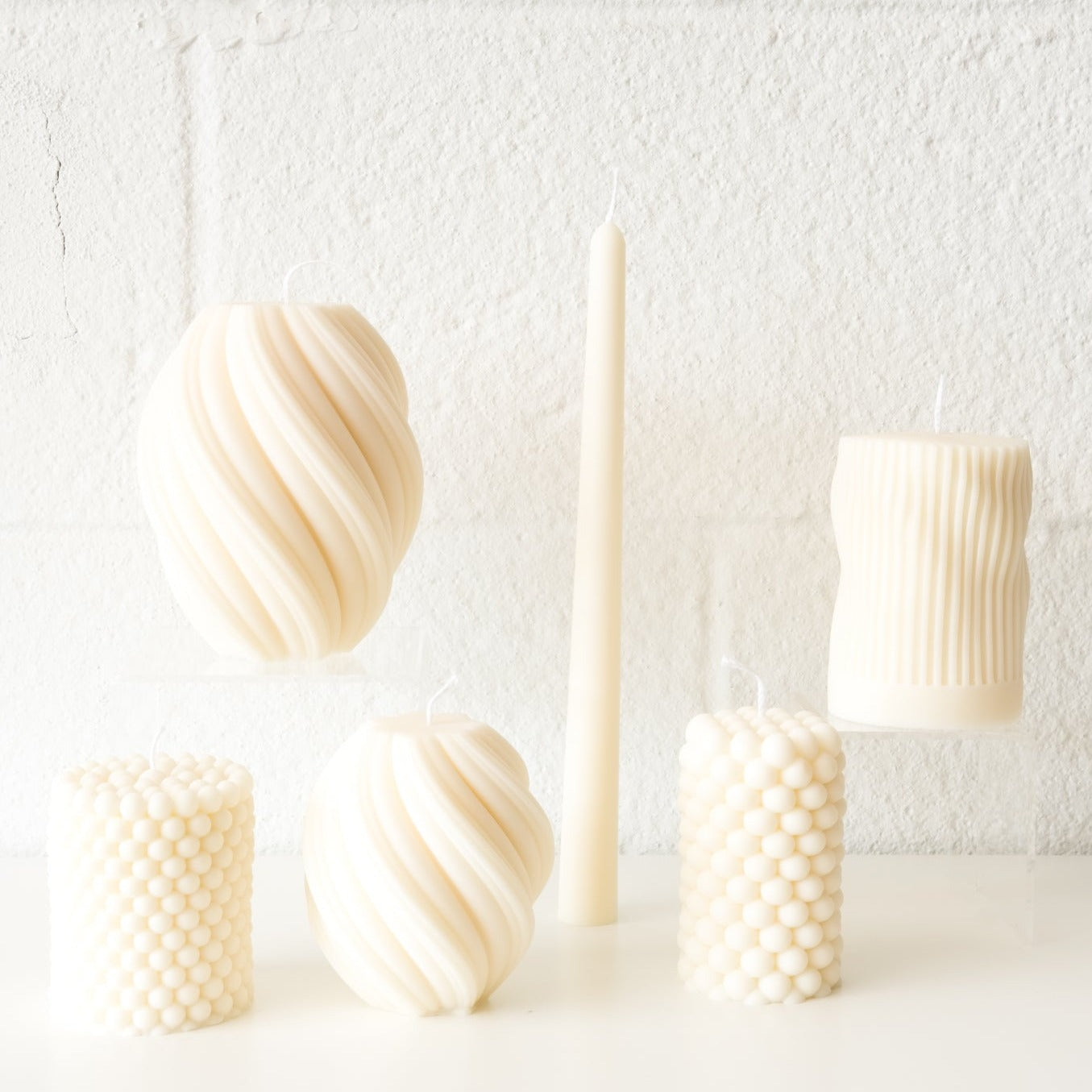 Fall/Winter Collection Shape Candles - White